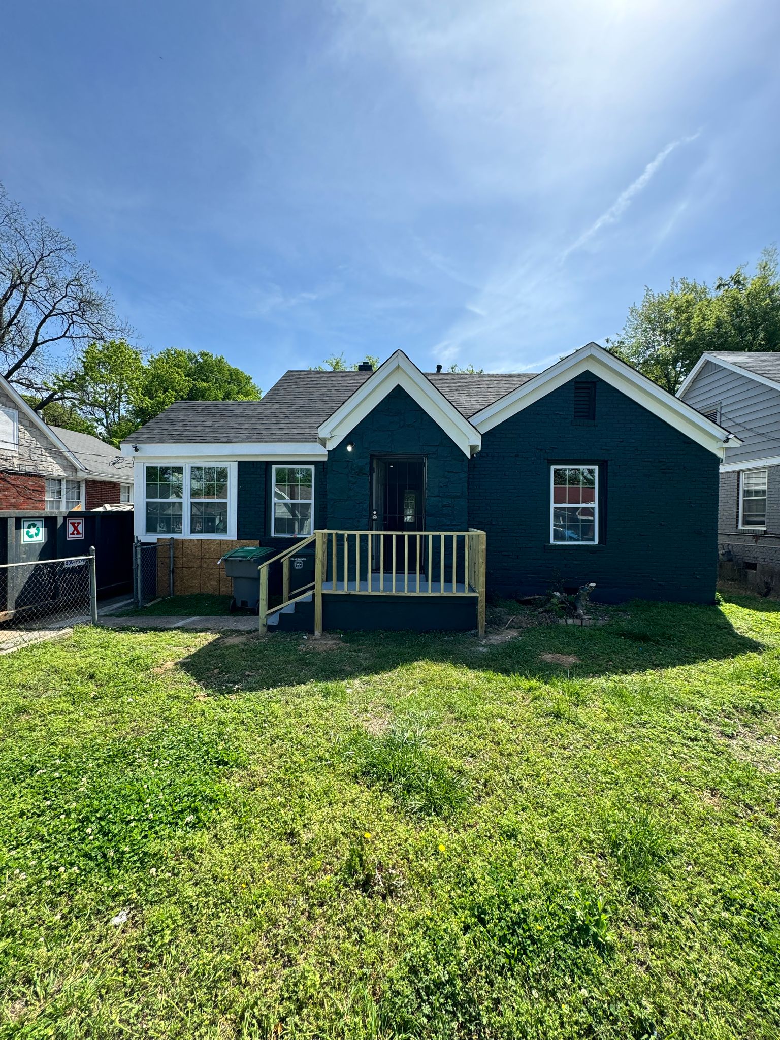 Property main image